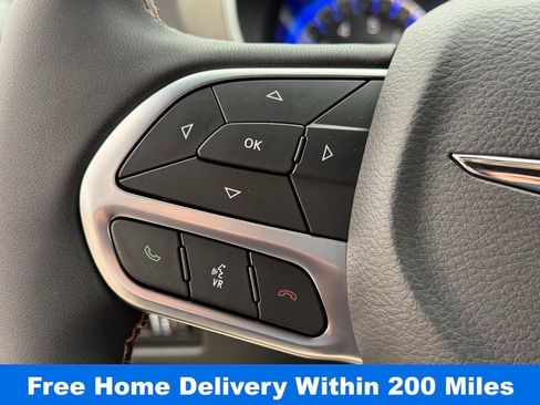 New 2026 Chrysler Pacifica Pinnacle image 18