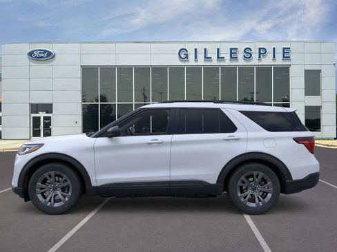 New 2026 Ford Explorer Active w/ Active Comfort Package image 3