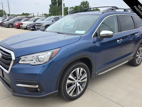 Used 2022 Subaru Ascent Touring AWD/4WD image 1
