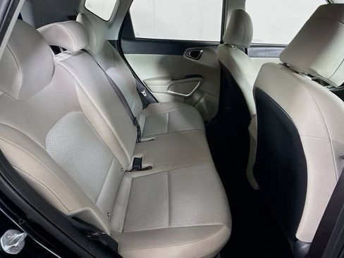 Used 2023 Kia Soul LX FWD image 24