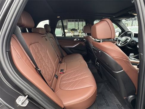 Used 2023 BMW X5 xDrive45e w/ Executive Package image 27