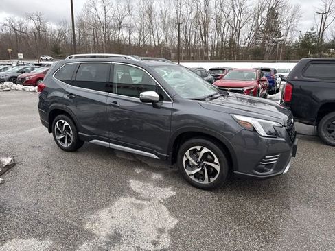 Used 2024 Subaru Forester Touring AWD/4WD image 12