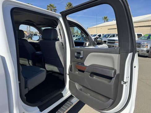 Used 2017 GMC Sierra 1500 SLT image 19