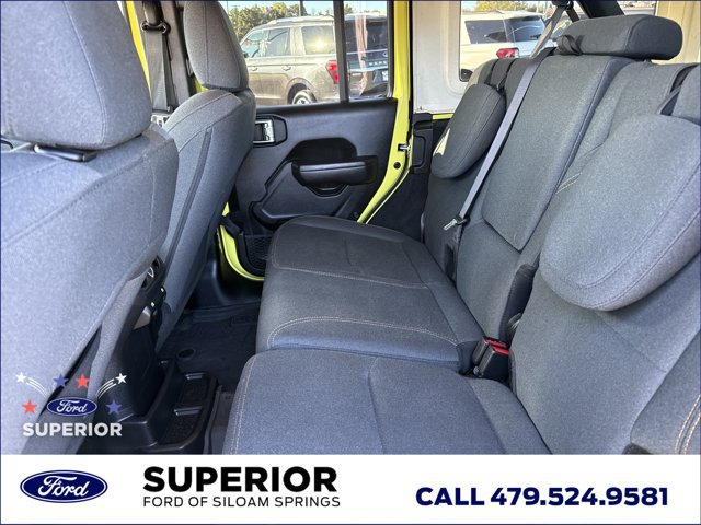 Used 2024 Jeep Wrangler Unlimited AWD/4WD image 7