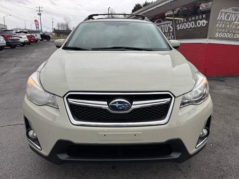 Used 2017 Subaru Crosstrek 2.0i Premium w/ Popular Package #2 image 4