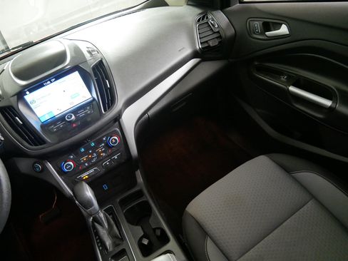 Used 2019 Ford Escape SE AWD/4WD image 11