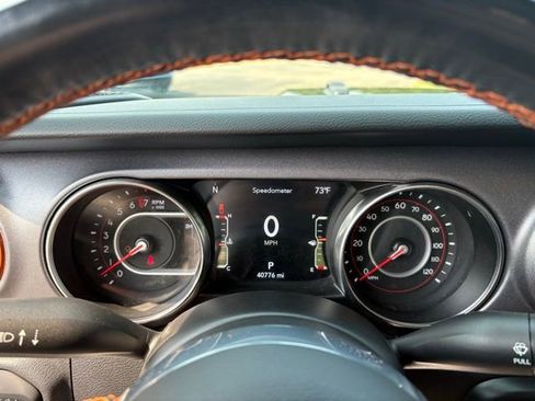 Used 2021 Jeep Gladiator Mojave w/ Cold Weather Group AWD/4WD image 17