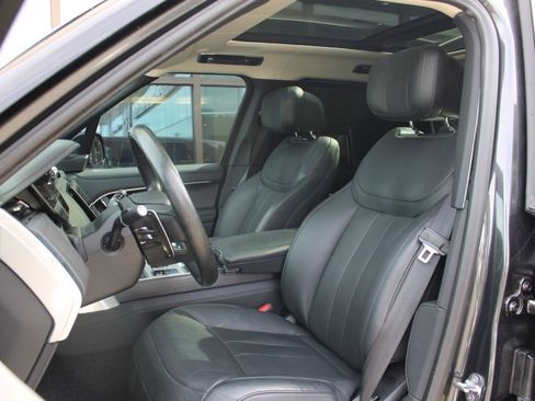 Used 2024 Land Rover Range Rover Autobiography image 6