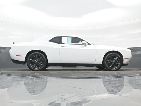 Used 2023 Dodge Challenger SXT w/ Blacktop Package image 28