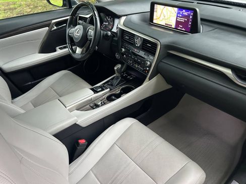 Used 2016 Lexus RX 350 AWD w/ Luxury Package image 16