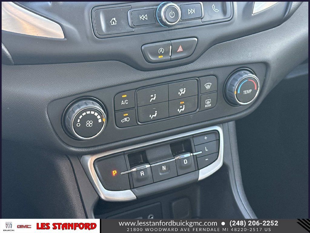 Used 2024 GMC Terrain SLE FWD image 31