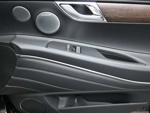 New 2026 Genesis GV80 3.5T Prestige image 11