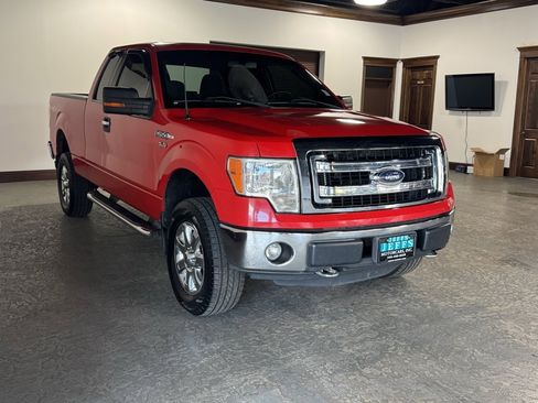 Used 2011 Ford F150 XLT w/ XLT Chrome Pkg image 3