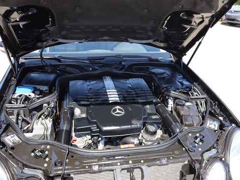 Used 2005 Mercedes-Benz E 500 4MATIC Sedan image 38