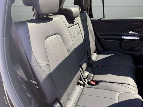 Used 2025 Mercedes-Benz GLB 250 GLB 250 image 28