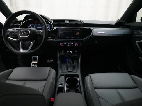 Used 2019 Audi Q3 2.0T Prestige w/ Prestige Package AWD/4WD image 4