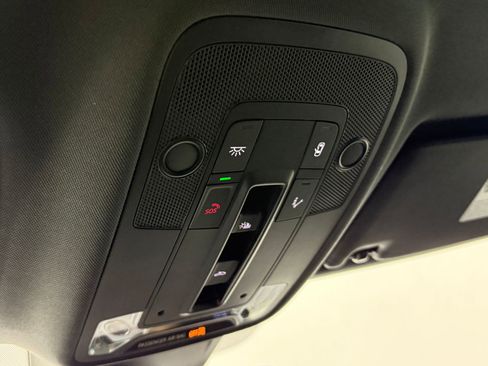 New 2025 Audi Q3 2.0T Premium Plus image 29