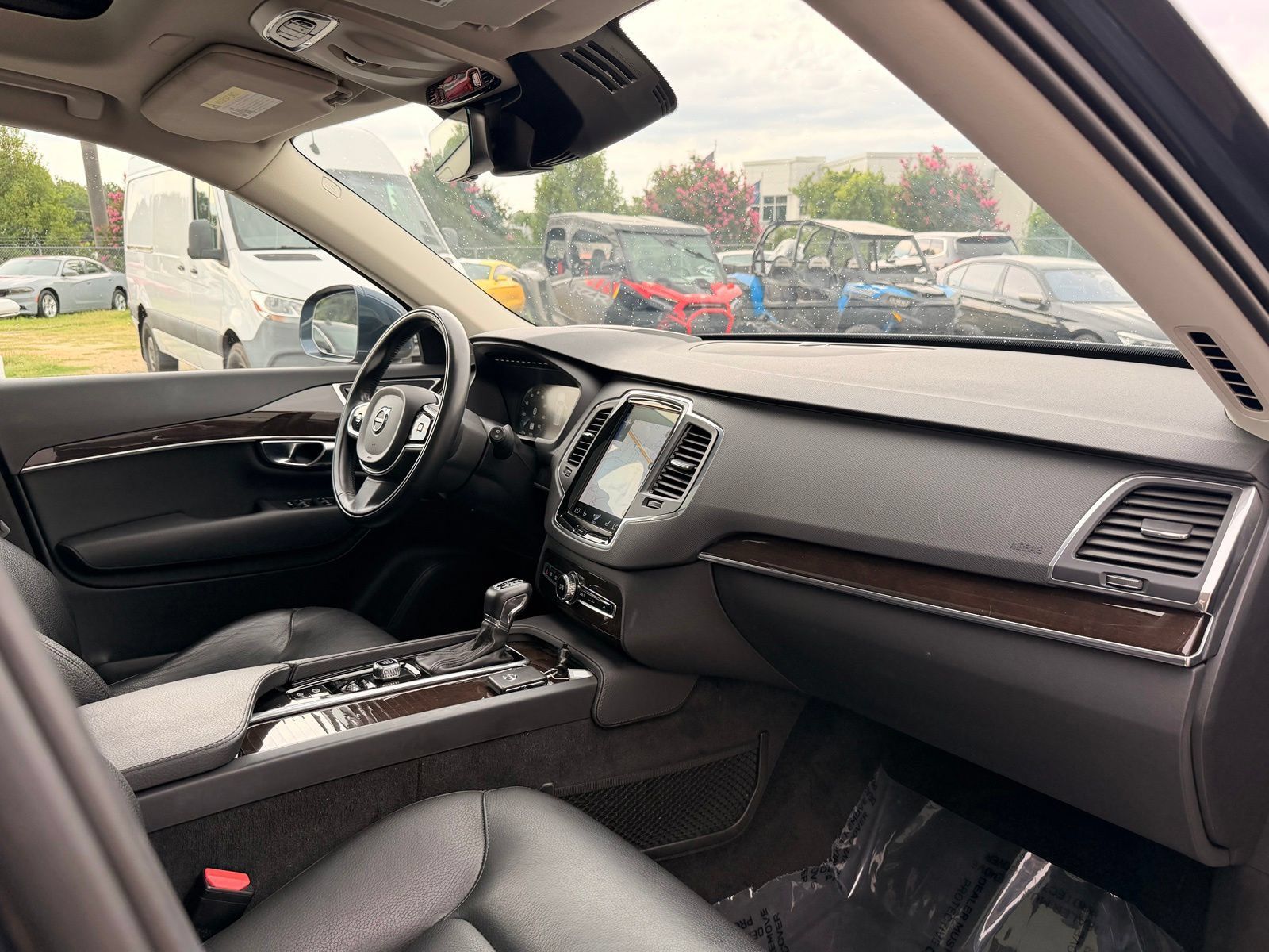Used 2019 Volvo XC90 T6 Momentum w/ Advanced Package AWD/4WD image 20