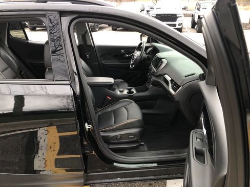 Used 2022 GMC Terrain AT4 AWD/4WD image 22
