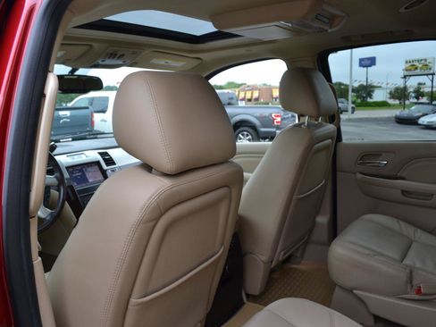 Used 2014 Cadillac Escalade Premium AWD/4WD image 50