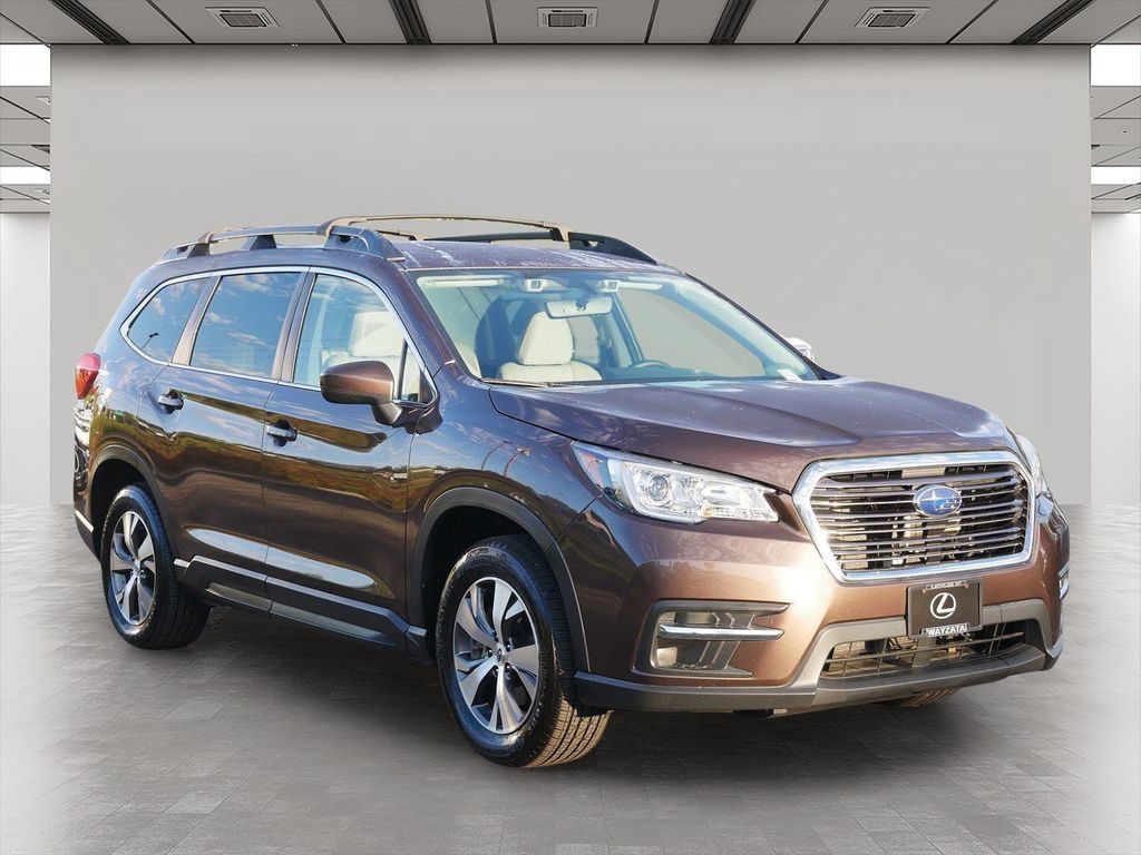 Used 2020 Subaru Ascent Premium w/ Convenience Package AWD/4WD image 1