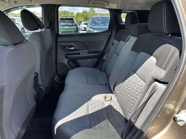 Used 2026 Nissan Kicks SV w/ Cold Weather Package FWD image 17