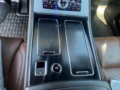 Used 2020 Lincoln Aviator Reserve w/ Equipment Group 202A AWD/4WD image 20