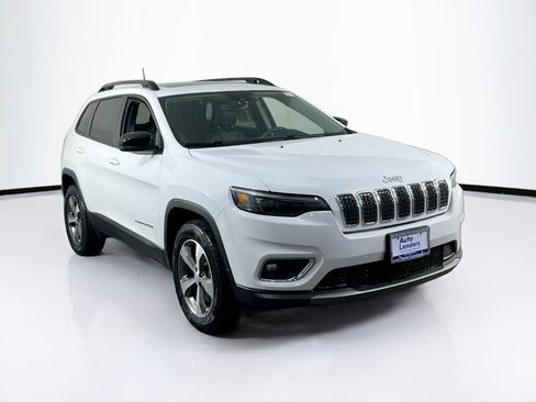 Used 2022 Jeep Cherokee Limited image 3