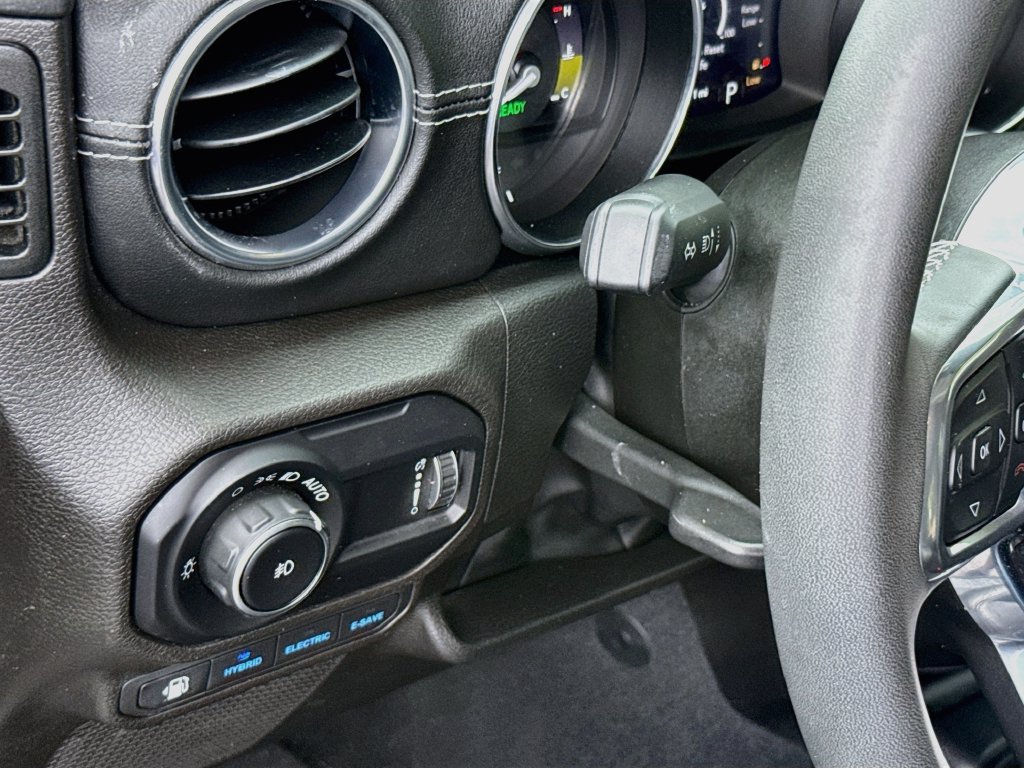 Certified 2023 Jeep Wrangler Unlimited Sahara AWD/4WD image 11