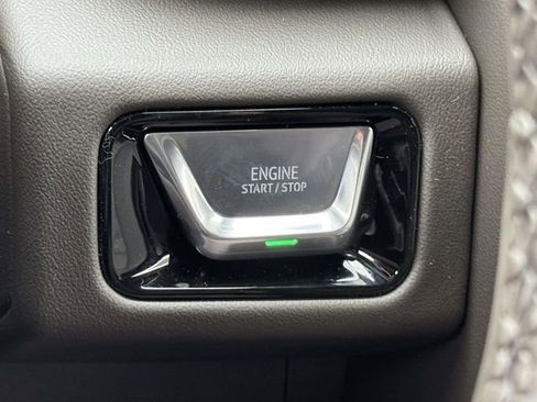 New 2026 GMC Yukon XL Elevation w/ LPO, Floor Liner Package image 15