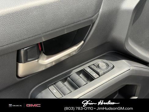 Used 2025 Toyota Tacoma TRD Off-Road AWD/4WD image 21