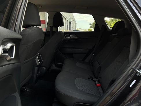 Used 2026 Kia Sportage LX FWD image 11