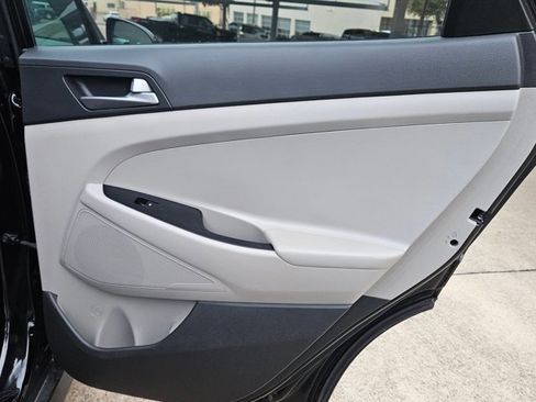 Used 2016 Hyundai Tucson SE w/ Option Group 02 image 22