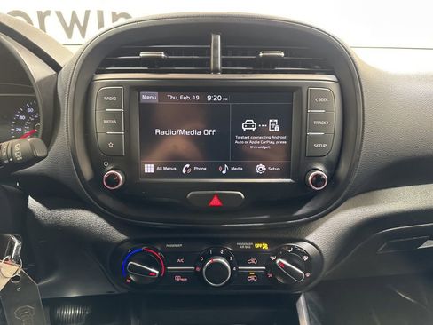Used 2022 Kia Soul LX w/ Technology Package image 30