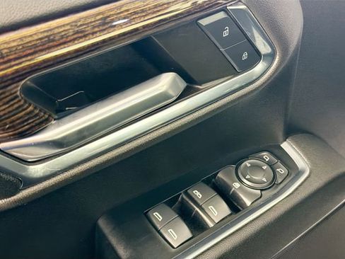 Used 2024 GMC Sierra 1500 SLE w/ Enhanced Capability Package image 18