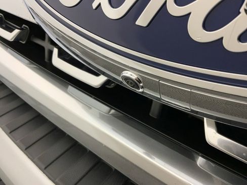 Used 2024 Ford F350 Platinum image 11