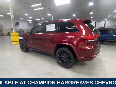 Used 2021 Jeep Grand Cherokee Laredo X AWD/4WD image 7