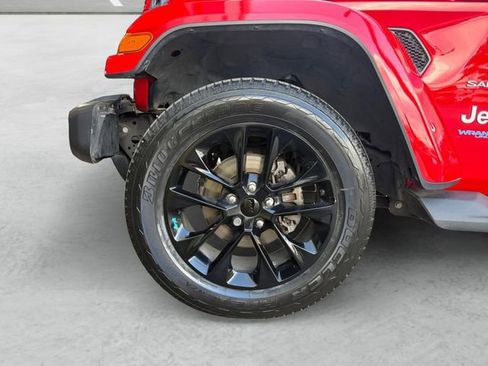 Used 2022 Jeep Wrangler Unlimited Sahara w/ Cold Weather Group image 23