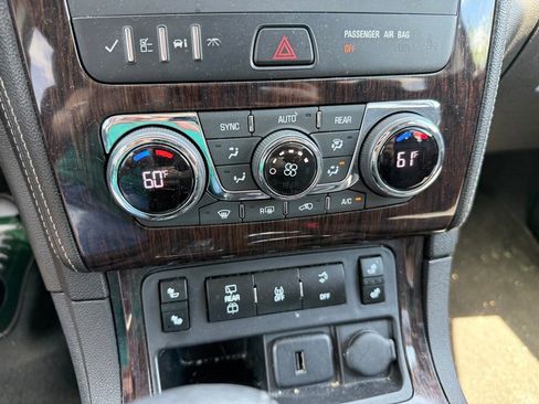 Used 2017 Chevrolet Traverse LT AWD/4WD image 14