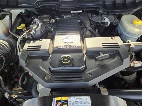 Used 2015 RAM 3500 Tradesman w/ Chrome Appearance Group image 27