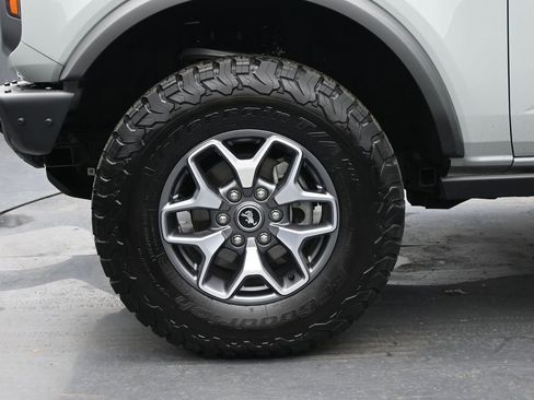 Used 2024 Ford Bronco Badlands image 30
