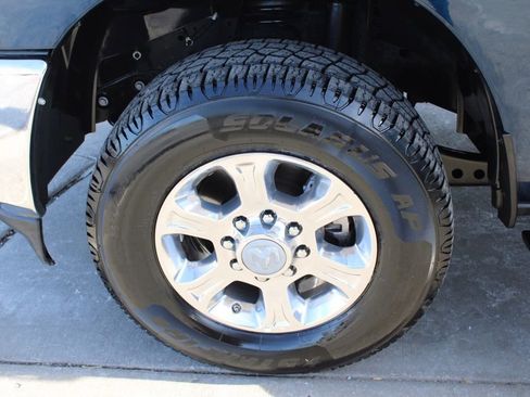 Used 2024 RAM 2500 Big Horn w/ Bed Utility Group image 12