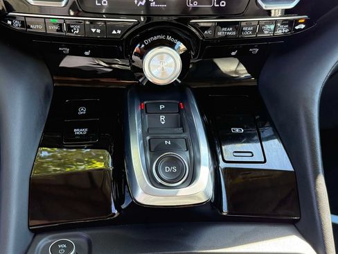 Certified 2026 Acura MDX SH-AWD w/ Technology Package image 24