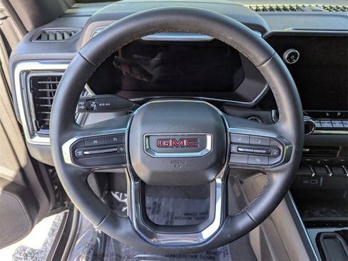 Used 2024 GMC Canyon Elevation w/ Convenience Package image 16