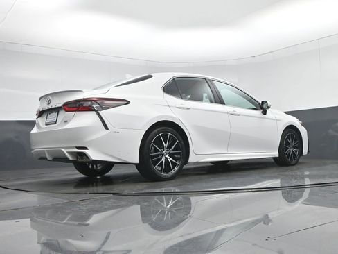 Used 2023 Toyota Camry SE image 52