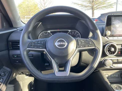 Used 2024 Nissan Sentra SV image 19