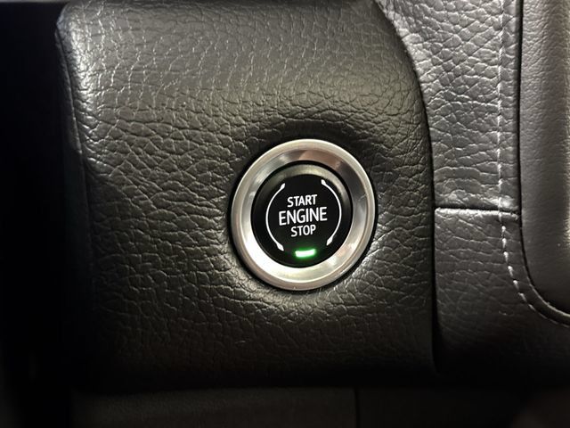 Certified 2024 GMC Yukon Denali AWD/4WD image 18