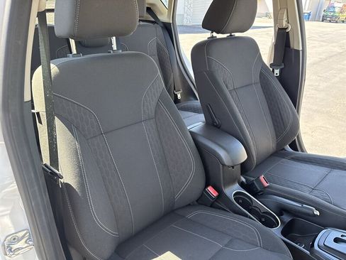 Used 2015 Ford Fiesta SE w/ Equipment Group 201A FWD image 36