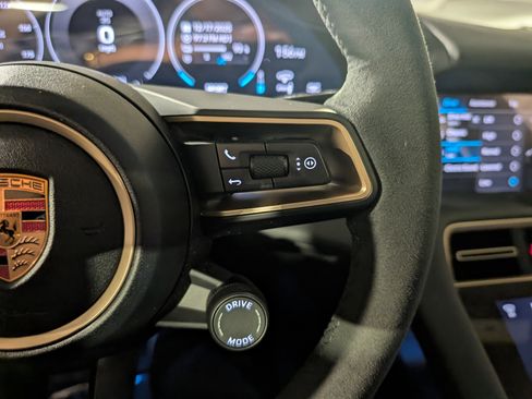 New 2026 Porsche Taycan 4 Cross Turismo image 32