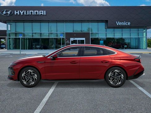 New 2026 Hyundai Sonata SEL FWD image 3